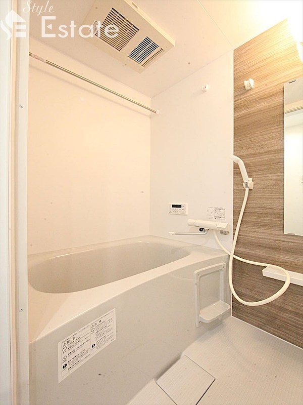 バス・シャワールーム　同仕様内装