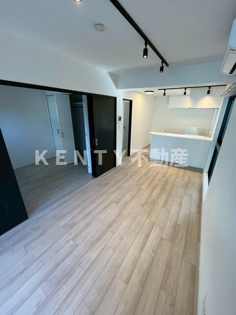 居室・リビング　ゆったりとした居間です