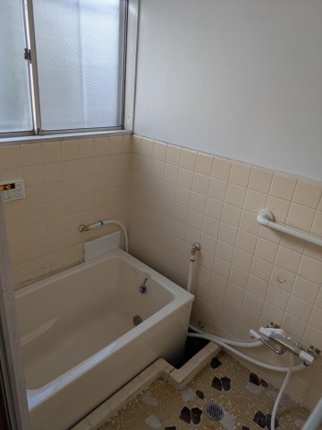 瀬谷区橋戸戸建の風呂写真