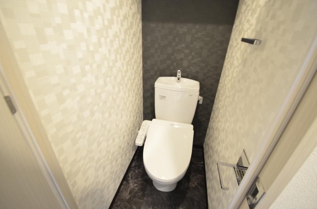 トイレ　シャワー付トイレ