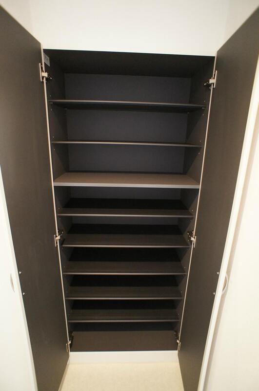 収納　シューズボックス