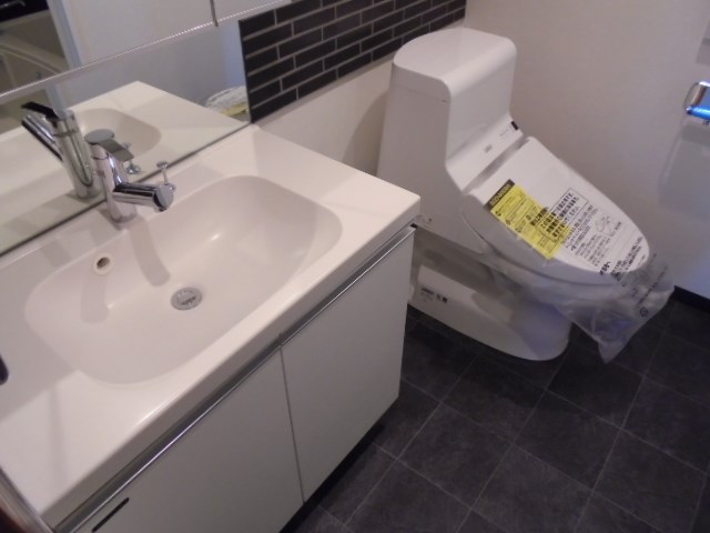 洗面設備　広い洗面スペース