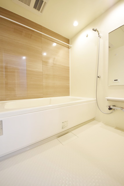 バス・シャワールーム　～ゆったりお風呂でバスタイム～