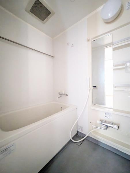 バス・シャワールーム　追い焚き付き※反転室内