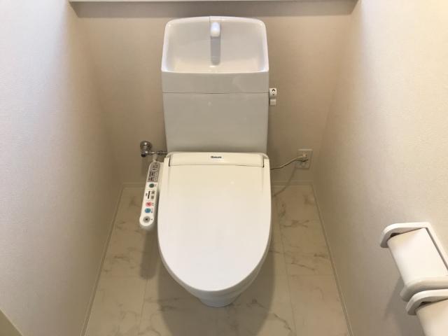 トイレ　トイレ