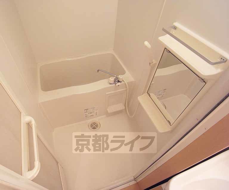 バス・シャワールーム　いい感じのお風呂ですね・