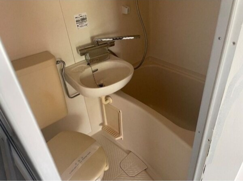 バス・シャワールーム　図面と現状に相違がある場合には現状を優先