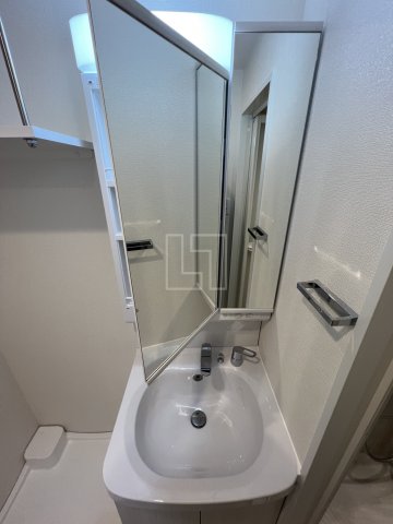 洗面設備　Quintet NAMBA　独立洗面化粧台