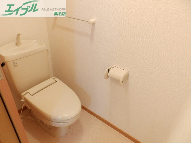 トイレ　同物件別室写真