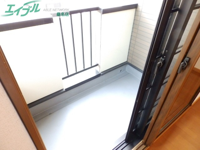 バルコニー　同物件別室写真
