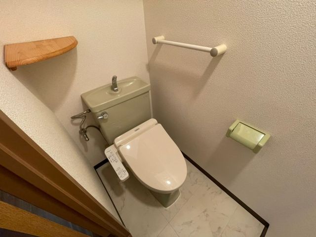 トイレ　トイレ