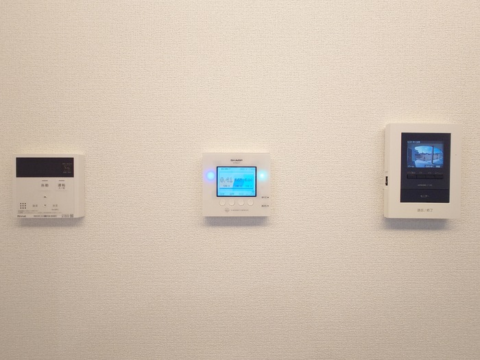 その他設備　給湯リモコン、ソーラーシステム、録画機能付きTVモニターホン