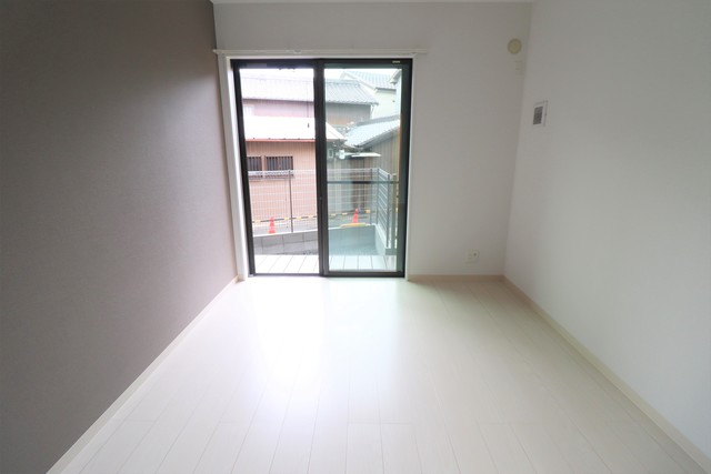 居室・リビング　６．５帖　洋室