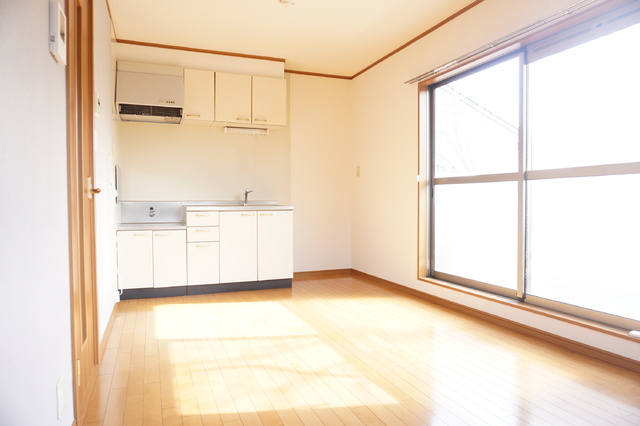 居室・リビング　南西向きのＬＤＫ９帖です！