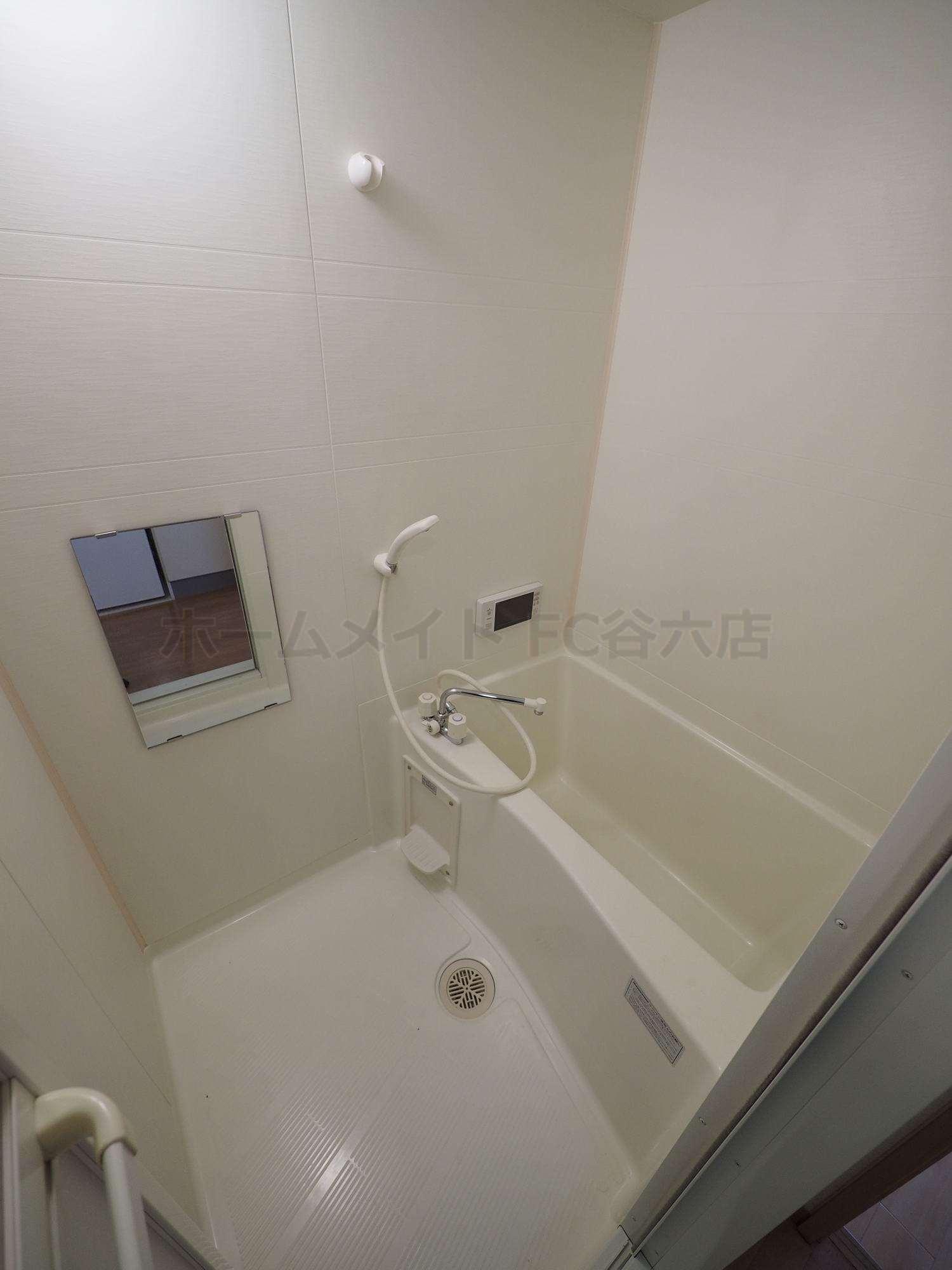 バス・シャワールーム　バス