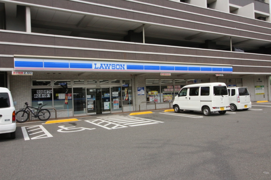 コンビニ　【ローソン　小倉鋳物師町店】（コンビニ）まで158m