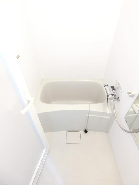 バス・シャワールーム　お風呂です