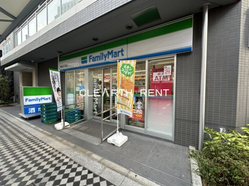 コンビニ　ファミリーマート 蒲田五丁目店（コンビニ）まで176m