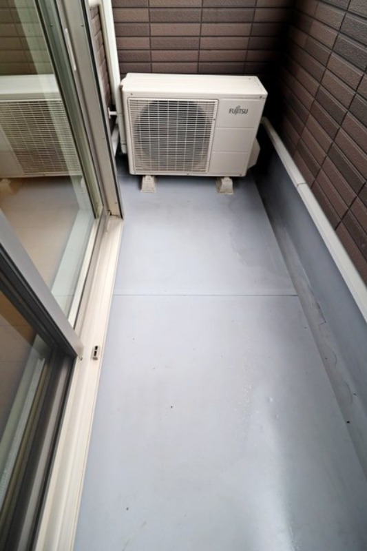 バルコニー　図面と現状に相違がある場合には現状を優先