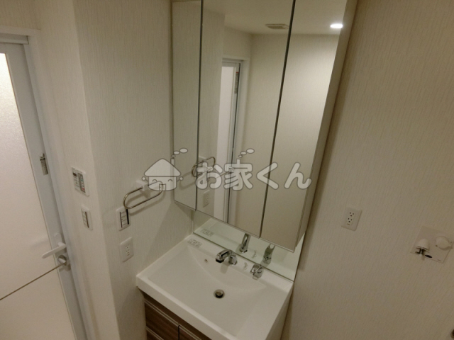 洗面設備　シャンプードレッサー