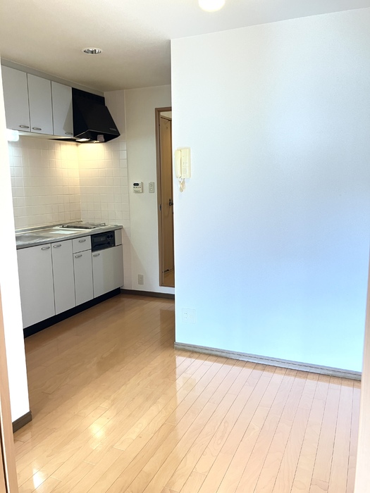 その他部屋・スペース　下の階の写真です。