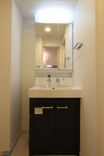 洗面設備　同タイプのお部屋の写真です。