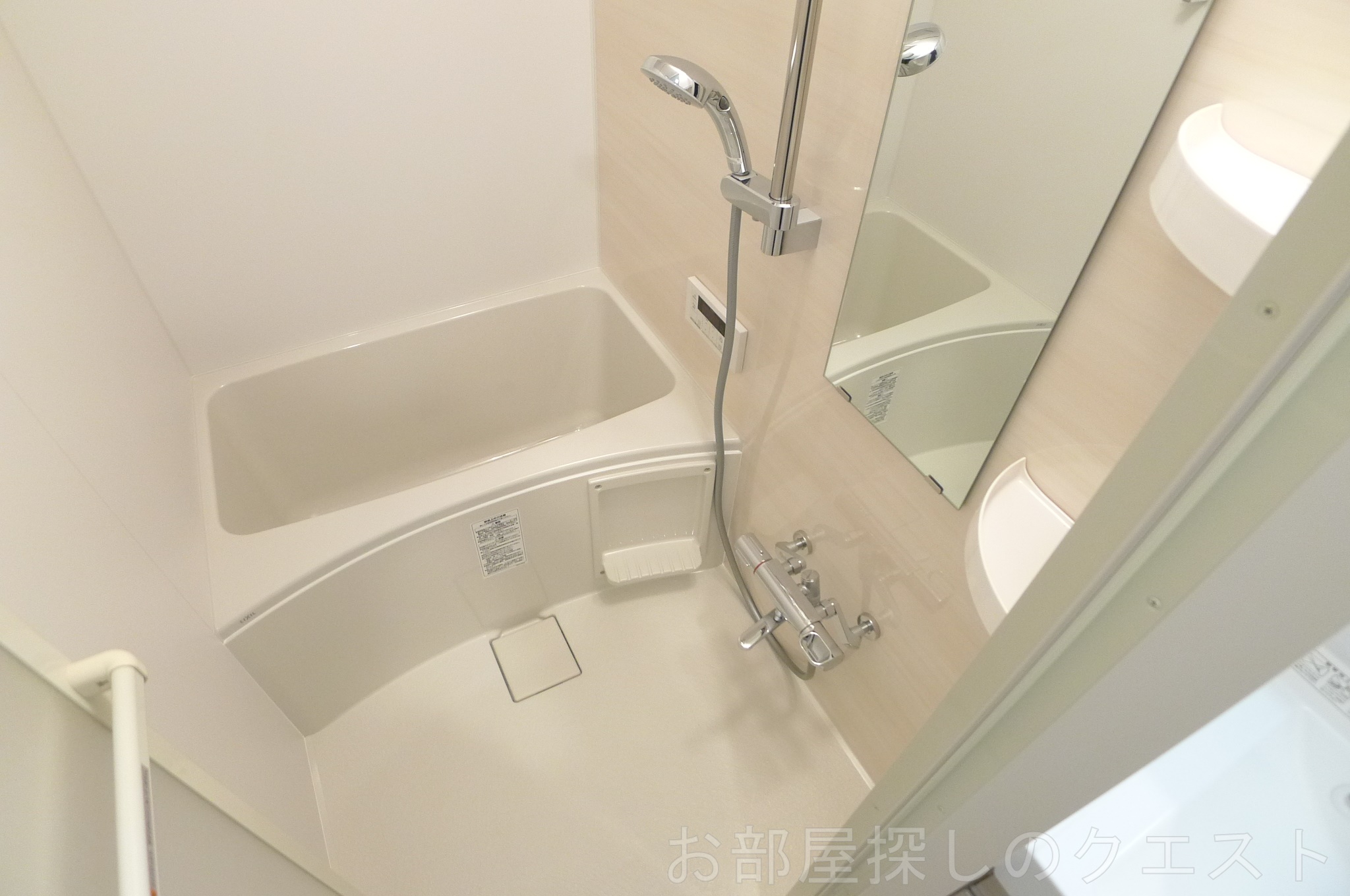 バス・シャワールーム　（写真は同タイプ）