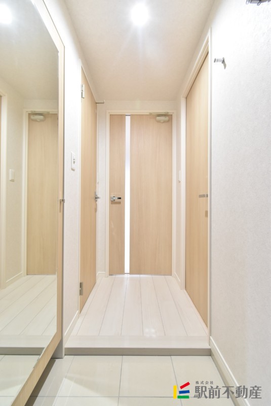 玄関　※同タイプ別部屋
