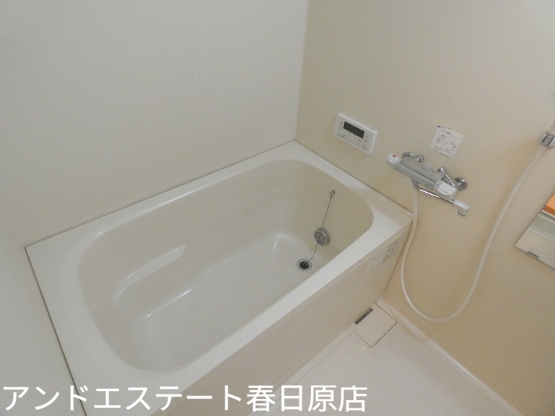 バス・シャワールーム　追い焚き機能付き