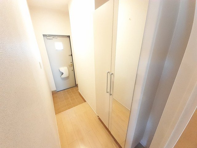 玄関　シンプルで使いやすい玄関です