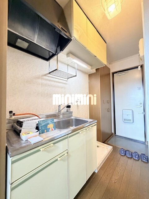 キッチン　同物件別室のイメージ写真