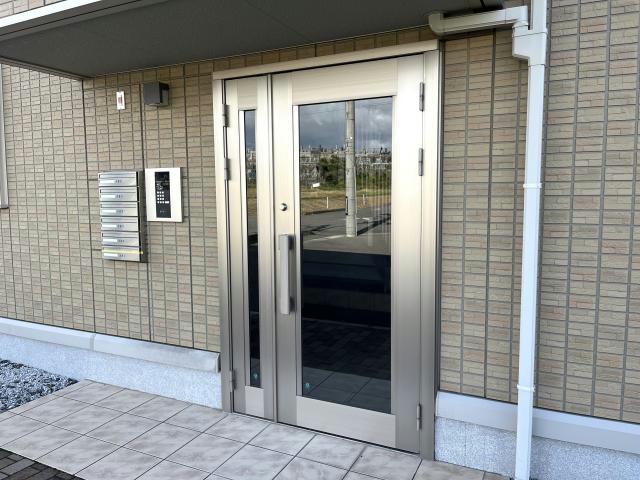 エントランス　エントランス部分