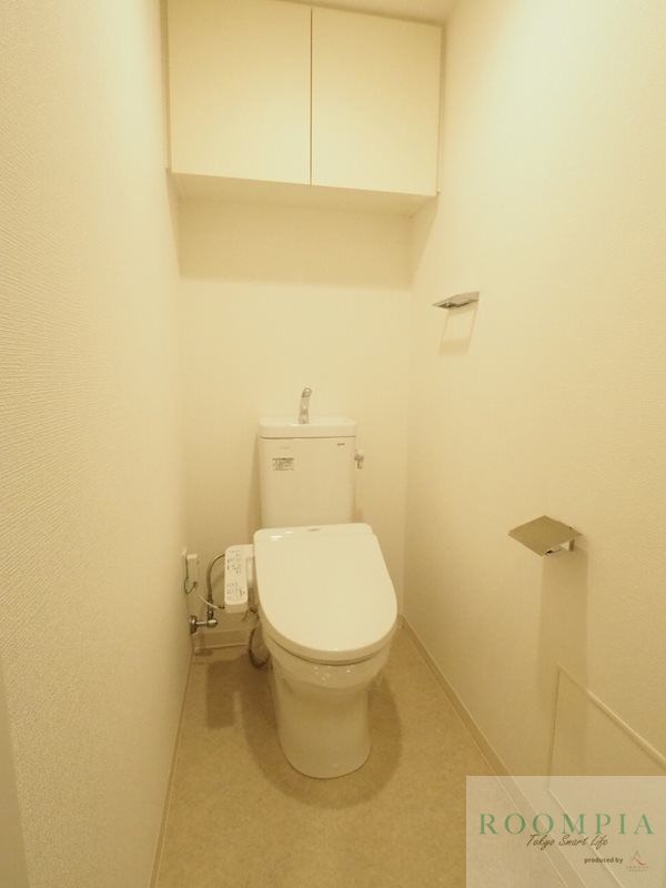 トイレ　※同タイプの別のお部屋です。