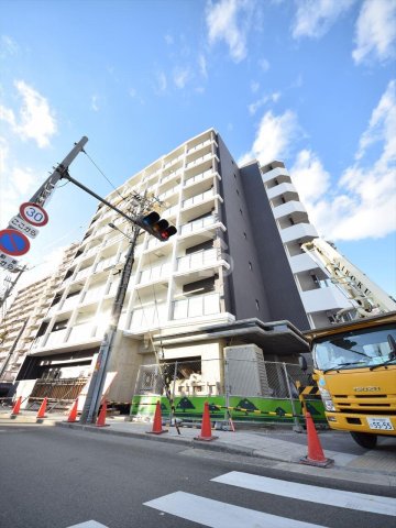 エントランス　FDS NAMBA AIRY（エアリー）　エントランス