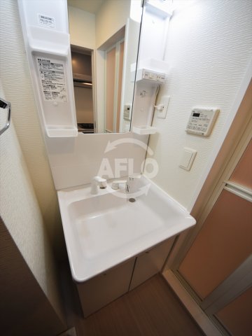 洗面設備　FDS NAMBA AIRY（エアリー）　独立洗面台