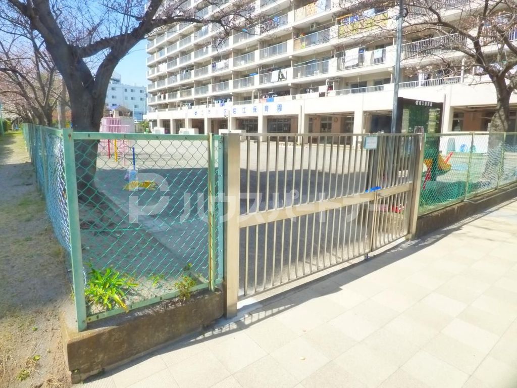 幼稚園・保育園　堀江保育園（幼稚園・保育園）まで400m