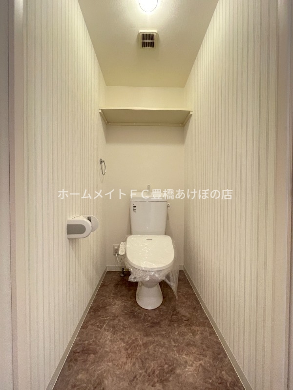 トイレ　同型別部屋写真（反転）