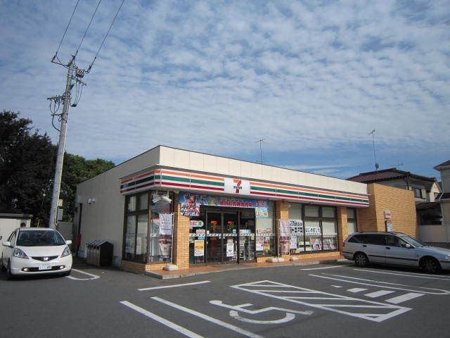 コンビニ　セブンイレブン（コンビニ）まで400m