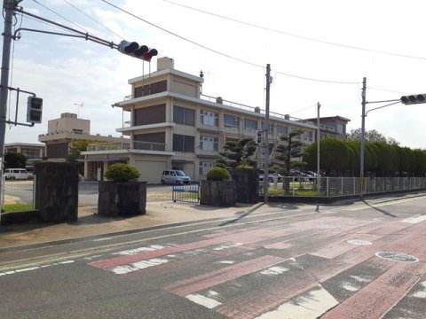 小学校　井原市立木之子小学校（小学校）まで386m