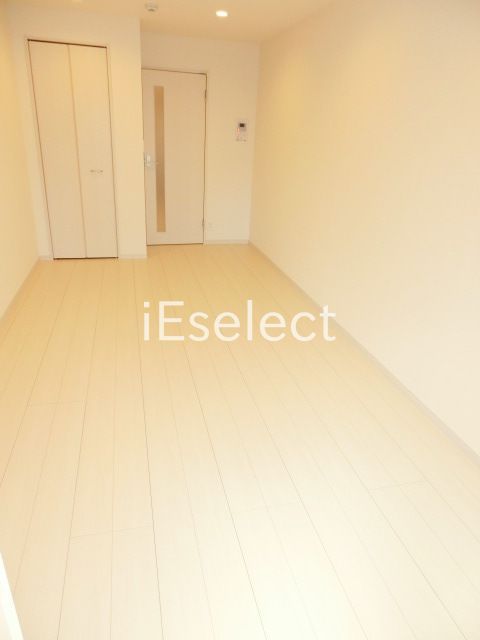 その他部屋・スペース　8帖のゆとりのある洋室