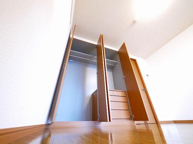 収納　たっぷりとした収納スペースです