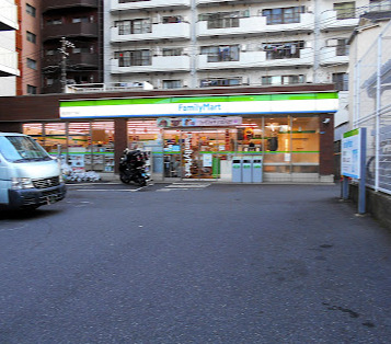 コンビニ　ファミリーマート 西五反田六丁目店（コンビニ）まで436m