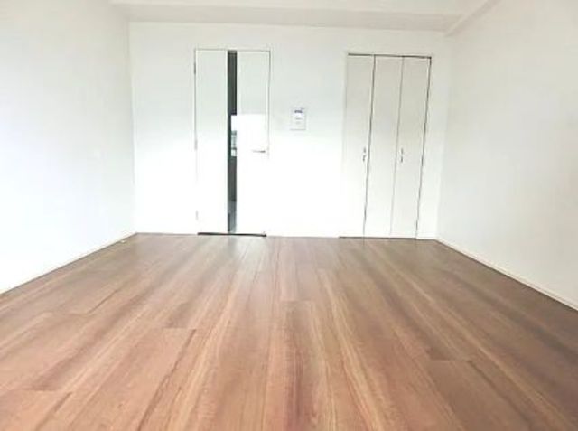 居室・リビング　【居間・リビング】※現況優先※写真は別部屋です