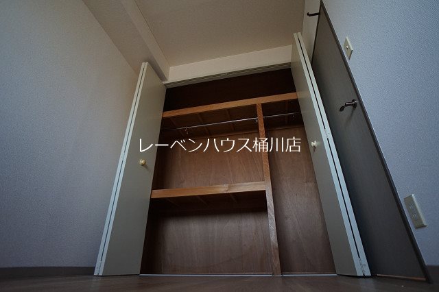 収納　レーベンハウス桶川店へ　048-787-5511