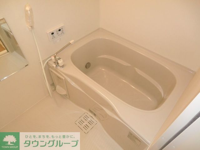 バス・シャワールーム　追い焚き機能付き浴室