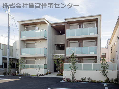 ＪＲ阪和線 和歌山駅 バス乗車時間：5分 最寄りバス停で下車 徒歩6分 築3年