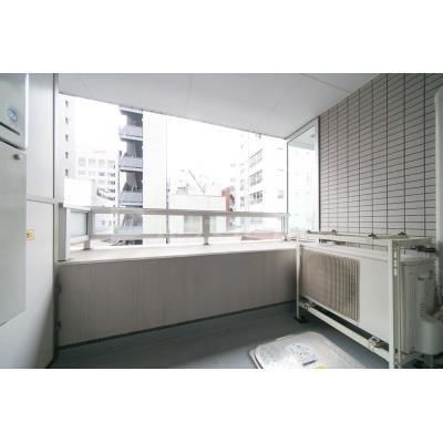 東京メトロ日比谷線 築地駅 徒歩6分 10階建 築23年の内装写真