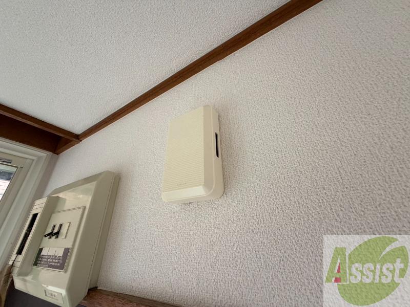 セキュリティ　来客時にはこちらのチャイムで知らせてくれます。