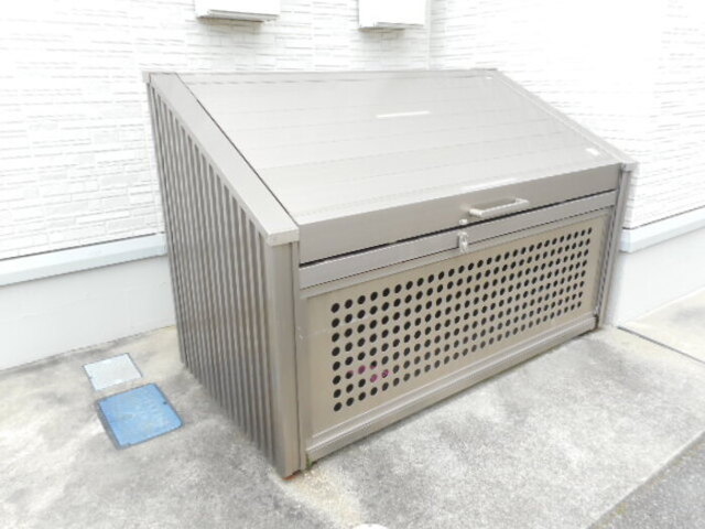 その他共有部分　入居者様専用ゴミストッカー