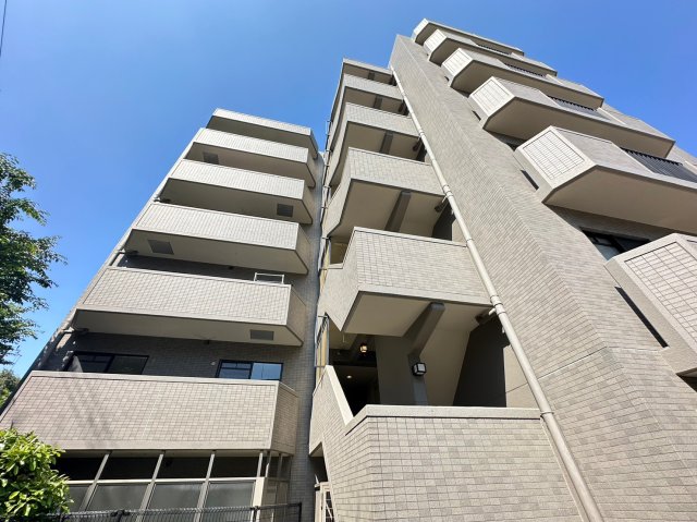建物外観　詳細は、RISUMO江坂本店までお問合せください♪
